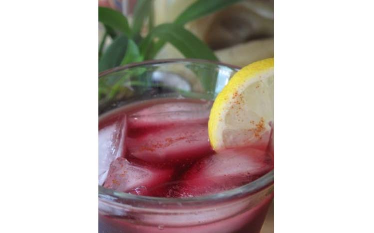 Cures-In-The-Kitchen-Catie-Norris-Antioxidant-Lemonade-with-Pomegranate-Juice