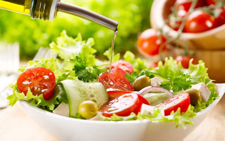 Cures-In-The-Kitchen-Catie-Norris-Organic-Greek-Salad
